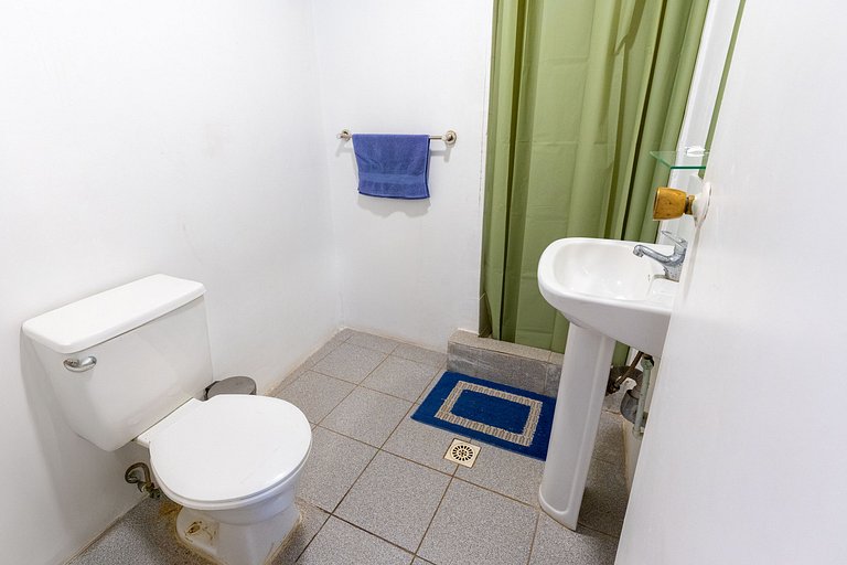 Departamento para 2 personas con vista al mar.