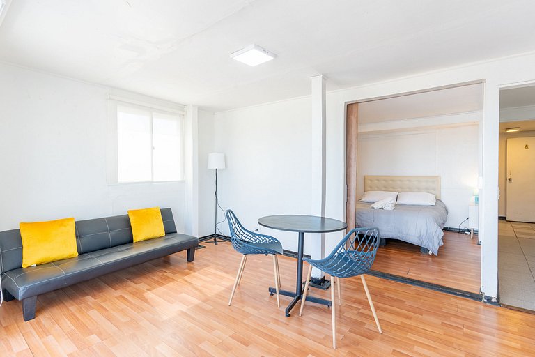 Departamento para 2 personas con vista al mar.