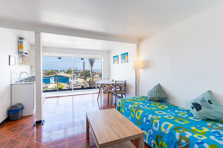 Departamento para 2 personas con vista al mar.